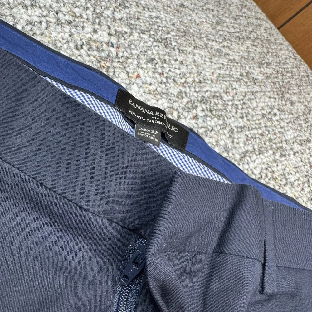 Banana Republic Dress Pants Mens 38x32 Non-Iron Tailored Slim Fit Blue NWT